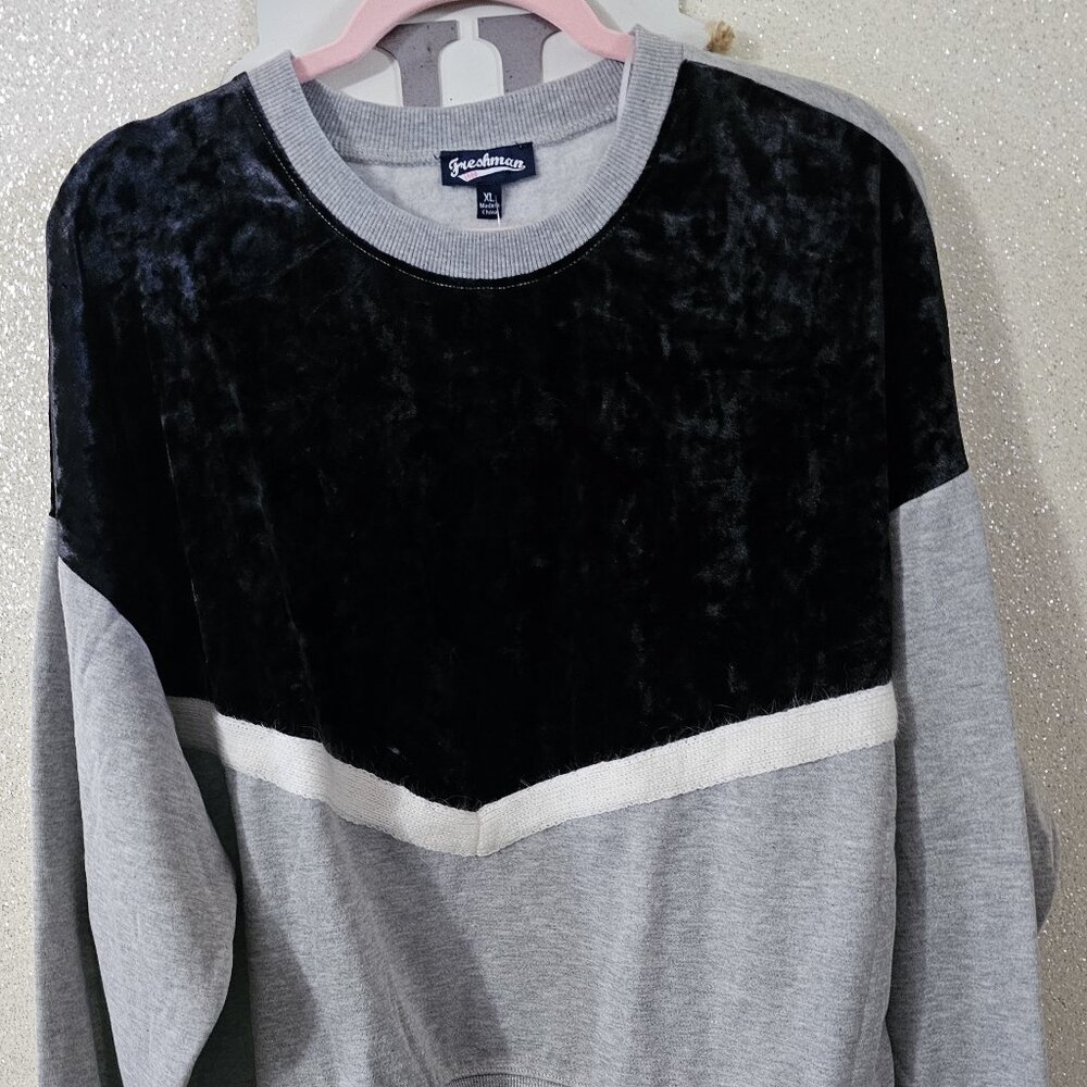 NWT Freshman Womens Fashion Sweatshirt